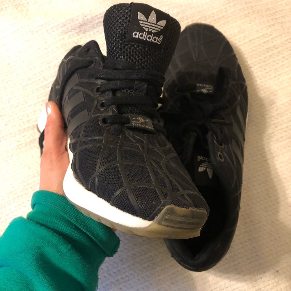 Adidas ZX Flux Black Sneaker - Picture 1 of 5
